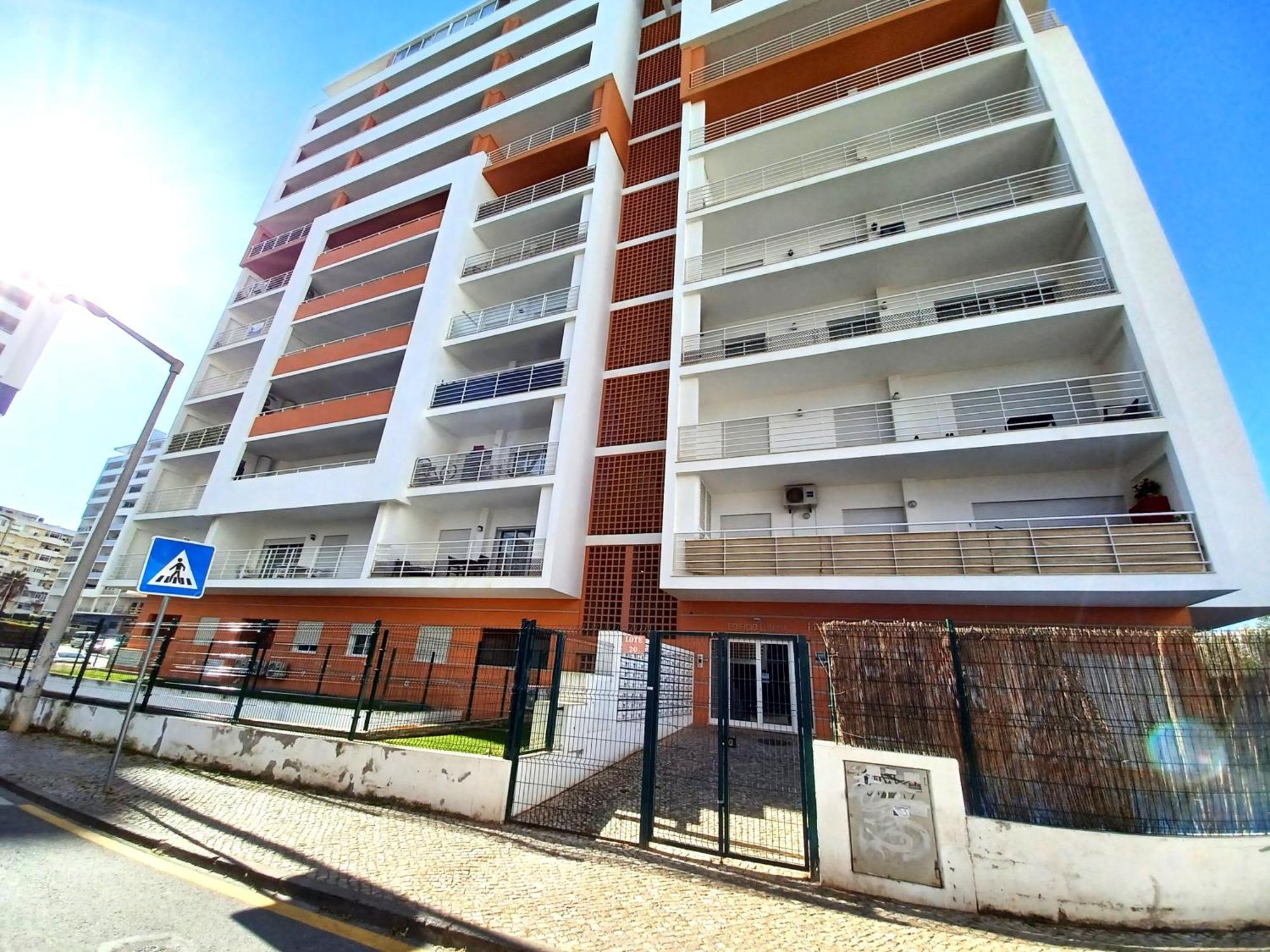 Edificio Lumina Sunshine Beach Apartment Portimão Eksteriør billede